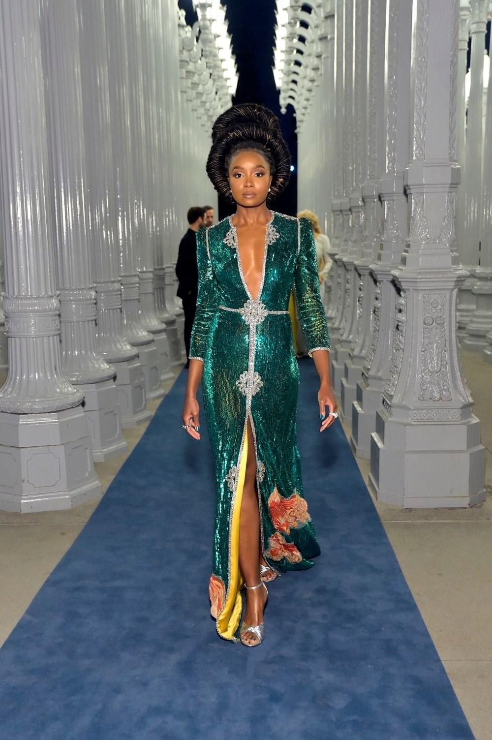 Qırmızı xalıda göz qamaşdırdılar - FOTOLAR